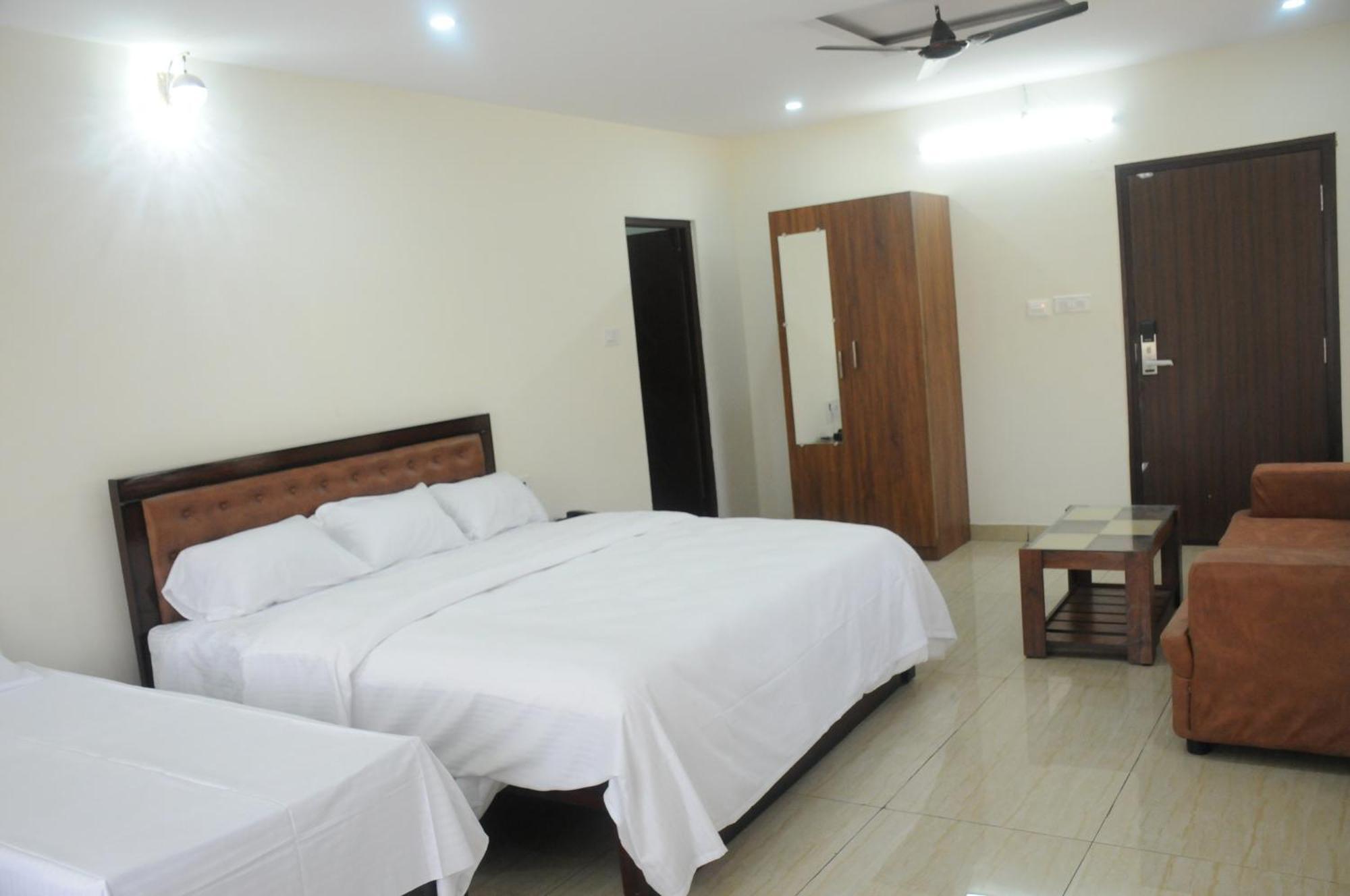 Amma Inn Elegance Suites And Apartments Mysore Esterno foto
